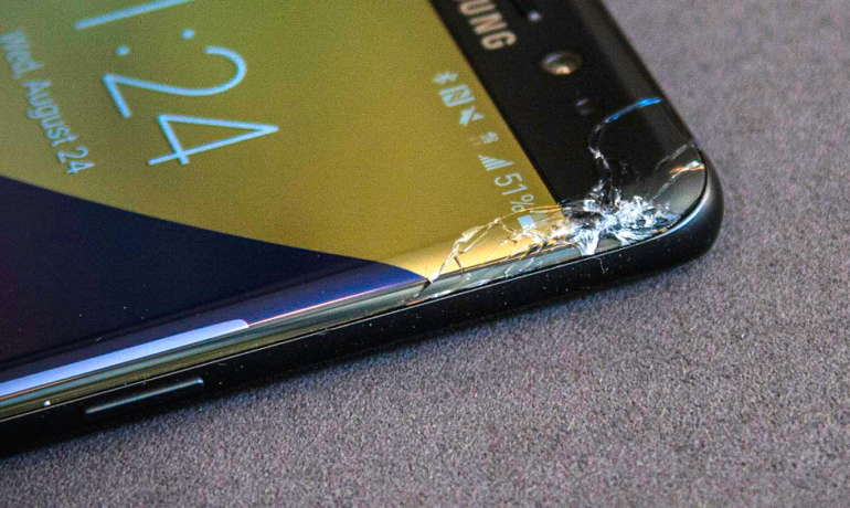 Χάλασε η οθόνη του Samsung Galaxy μου. Πόσο θα μου κοστίσει να την επισκευάσω?