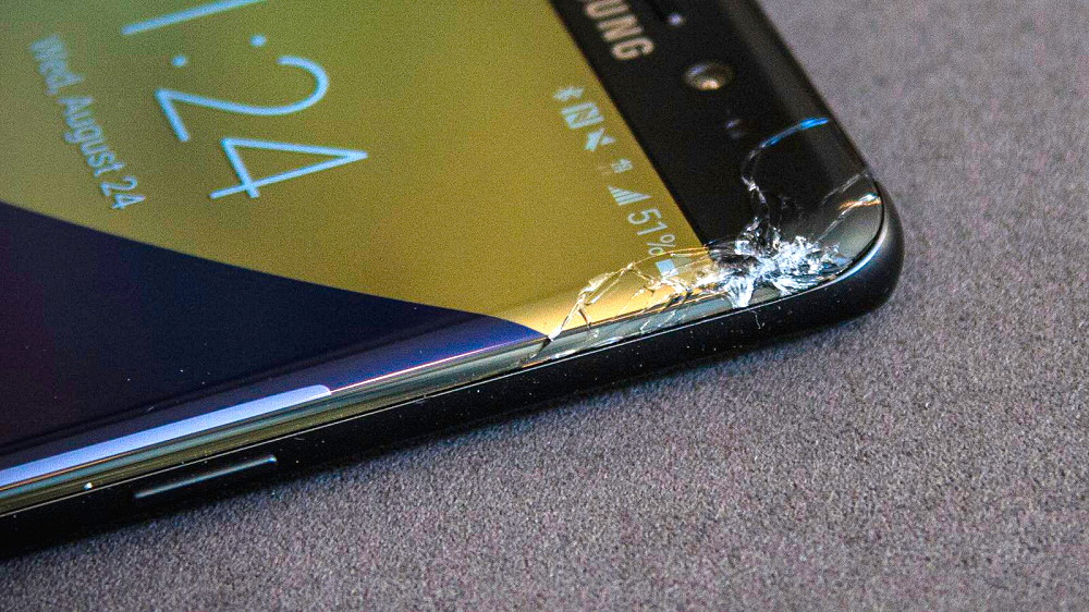 Χάλασε η οθόνη του Samsung Galaxy μου. Πόσο θα μου κοστίσει να την επισκευάσω?