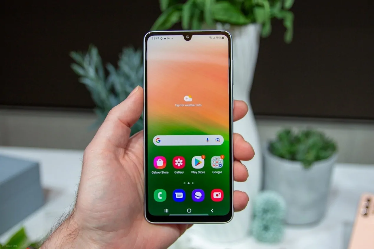 Samsung Galaxy: Ποιες συσκευές παίρνουν το update Οκτωβρίου 2022 – Όλη η λίστα